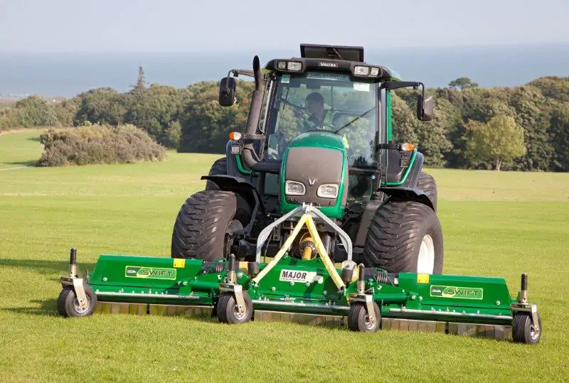 MJ71 SWIFT SERIES FRONT MOUNT FINISHING MOWERS
